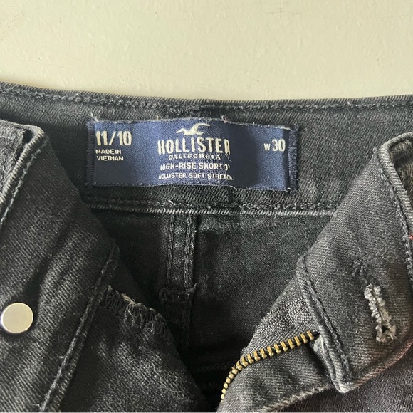 Hollister Black High-Rise Jean Shorts Distressed Denim Style Size 30 Size 11/10 - Picture 3 of 10